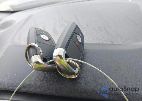 2020 Ford Escape Se from USA, damaged, VIN 1FMCU0G64LUB89305